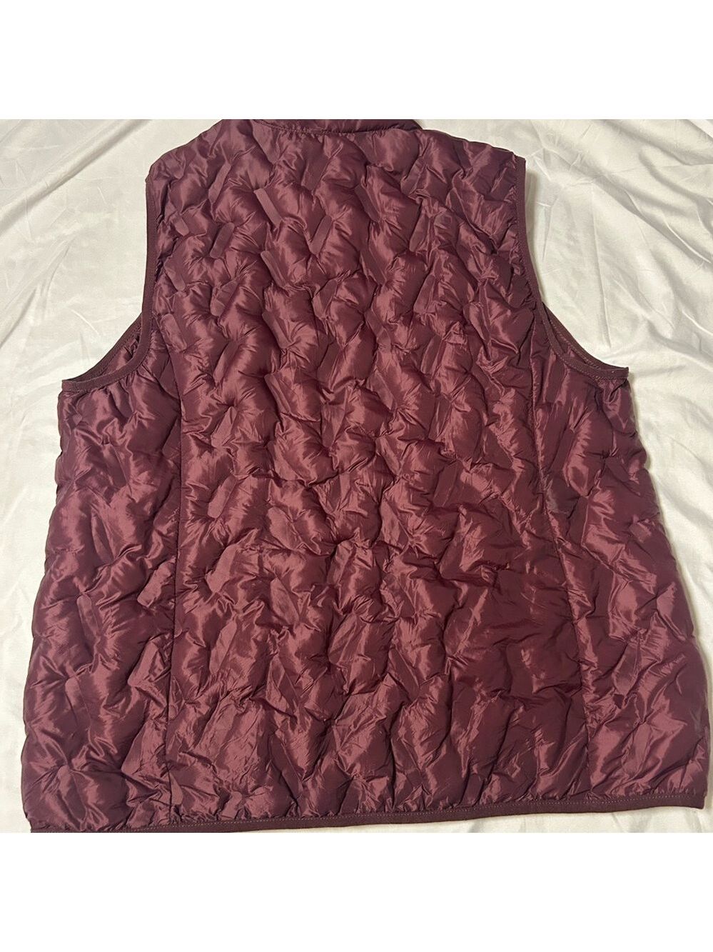 Tangerine Women's Sleeveless Winter Jacket Vest Size XL Quilted Puffer Burgundy - Picture 10 of 11